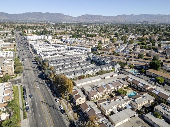 9318 Van Nuys Boulevard 26, Panorama City (los Angeles) CA 91402