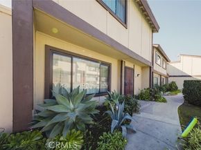 9318 Van Nuys Boulevard 26, Panorama City (los Angeles) CA 91402