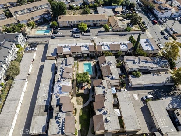 9318 Van Nuys Boulevard 26, Panorama City (los Angeles) CA 91402