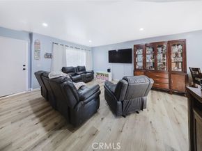 9318 Van Nuys Boulevard 26, Panorama City (los Angeles) CA 91402