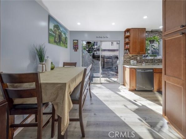 9318 Van Nuys Boulevard 26, Panorama City (los Angeles) CA 91402