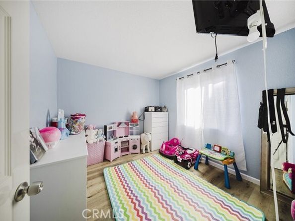 9318 Van Nuys Boulevard 26, Panorama City (los Angeles) CA 91402