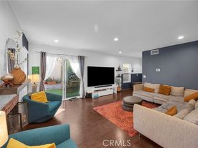 11522 Honeyglen Road 26, Pacoima (los Angeles) CA 91331