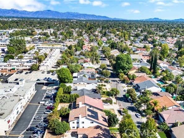 20243 Lanark Street, Winnetka (los Angeles) CA 91306