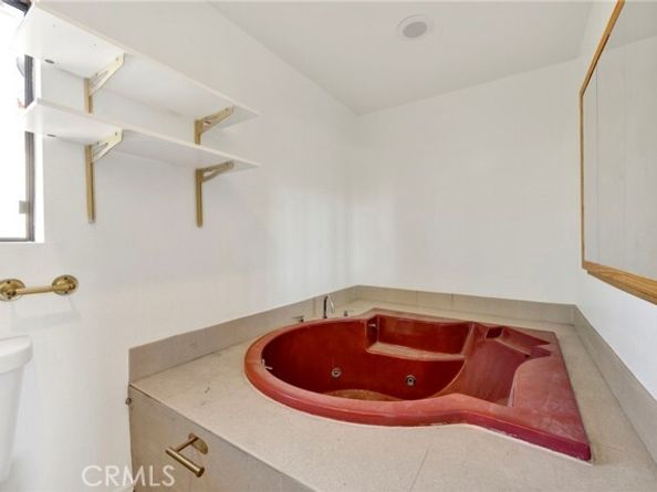 20243 Lanark Street, Winnetka (los Angeles) CA 91306