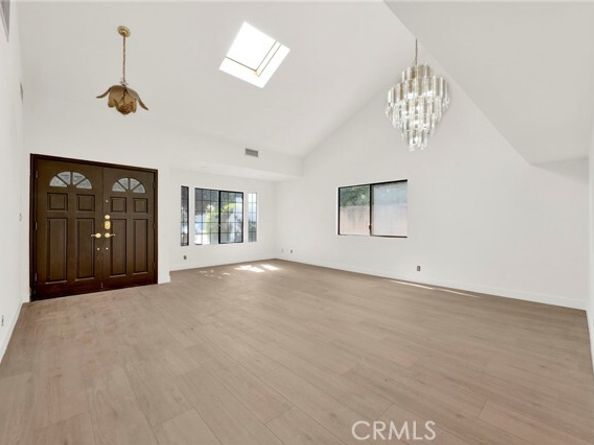 20243 Lanark Street, Winnetka (los Angeles) CA 91306