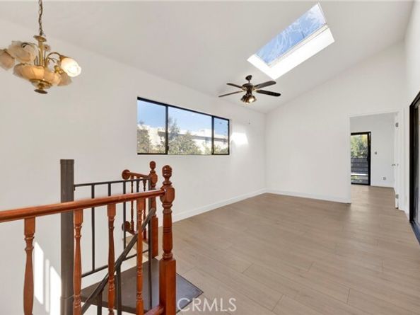 20243 Lanark Street, Winnetka (los Angeles) CA 91306
