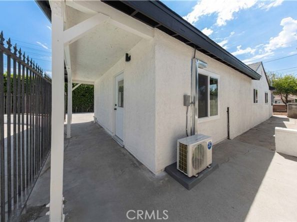 9968 Lev Avenue, Arleta (los Angeles) CA 91331