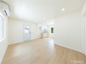 9968 Lev Avenue, Arleta (los Angeles) CA 91331