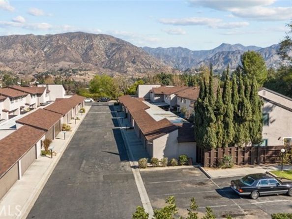 8740 Wyngate Street 1/4, Sunland (los Angeles) CA 91040