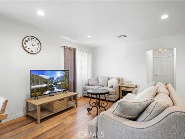 7577 Valaho Drive, Tujunga (los Angeles) CA 91042