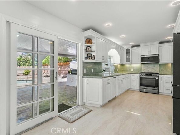 9915 Nevada Avenue, Chatsworth (los Angeles) CA 91311