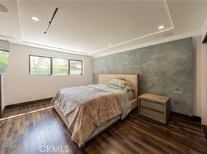 18720 San Fernando Mission, Porter Ranch (los Angeles) CA 91326