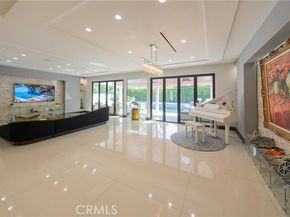 18720 San Fernando Mission, Porter Ranch (los Angeles) CA 91326