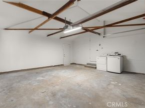 13739 Wyandotte, Van Nuys (los Angeles) CA 91405