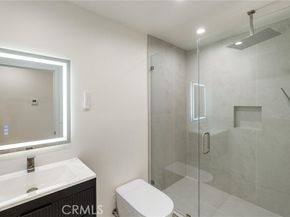 13739 Wyandotte, Van Nuys (los Angeles) CA 91405
