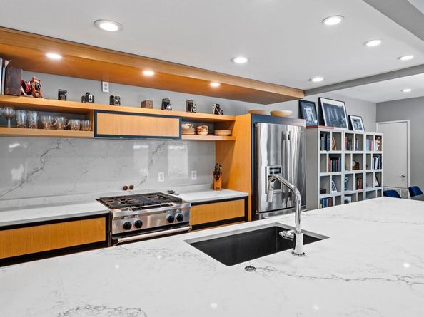 1111 W 12th ST 102, Austin TX 78703