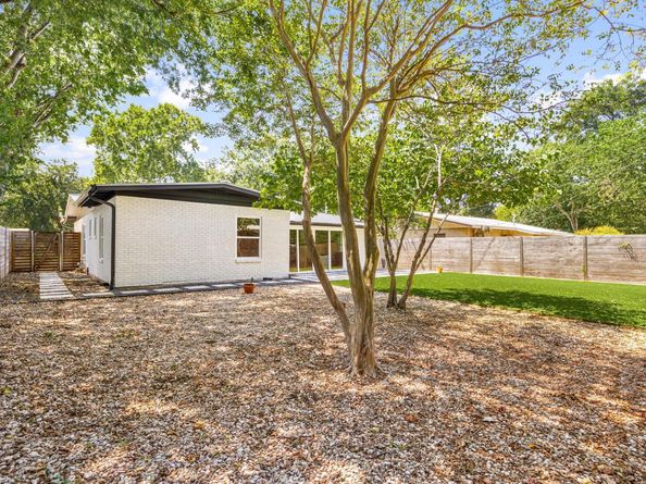 1006 Alegria RD, Austin TX 78757