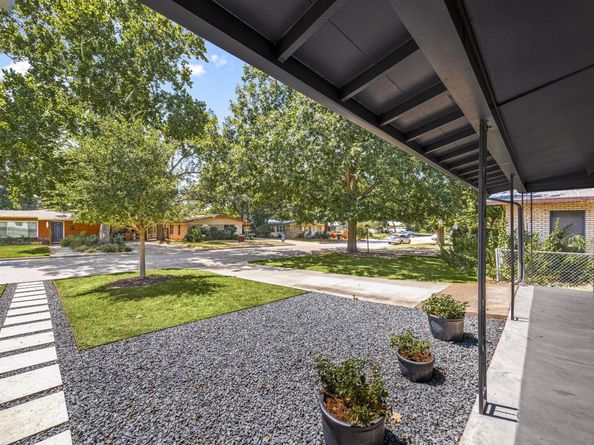 1006 Alegria RD, Austin TX 78757