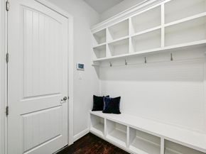 2033 Elk Creek DR, Leander TX 78641