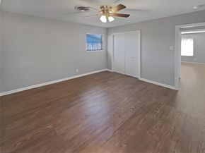 1105 E 17th ST, Georgetown TX 78626