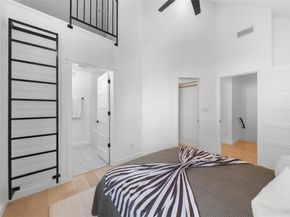 5912 Harold CT 107, Austin TX 78721