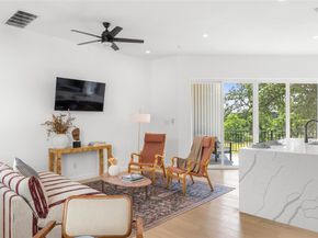 5912 Harold CT 107, Austin TX 78721