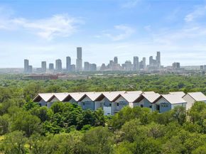 5912 Harold CT 107, Austin TX 78721