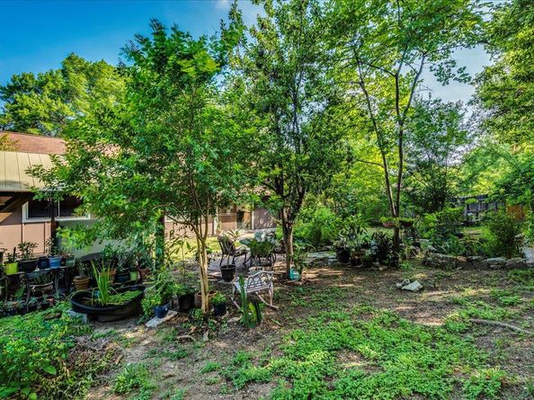 1321 Warrington DR, Austin TX 78753