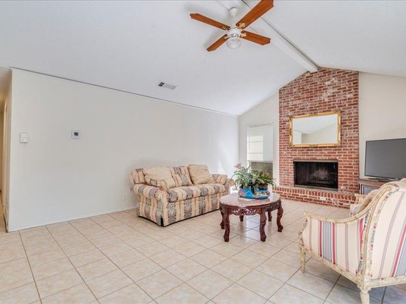 1321 Warrington DR, Austin TX 78753
