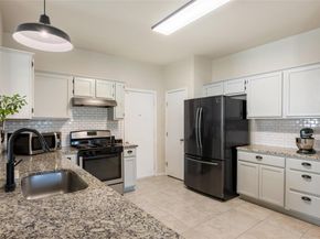 903 Thackeray LN, Pflugerville TX 78660