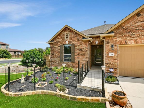 1101 Clove Hitch RD, Georgetown TX 78633