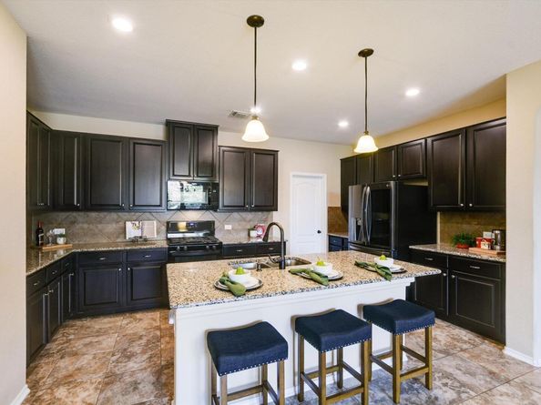1101 Clove Hitch RD, Georgetown TX 78633