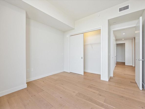 44 East Ave 1407, Austin TX 78701