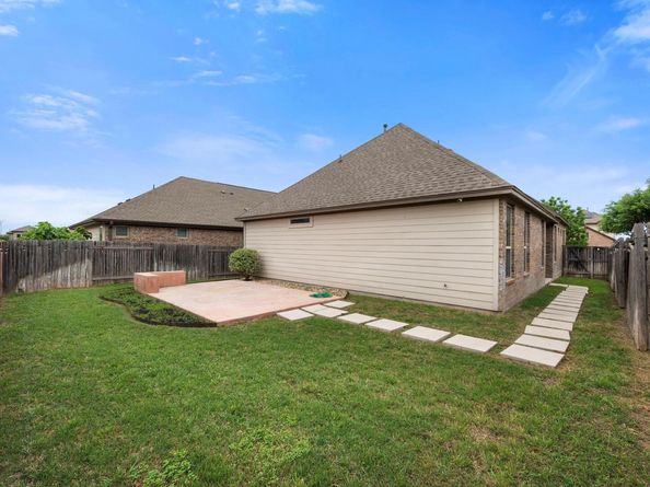 1217 Clearwing CIR, Georgetown TX 78626