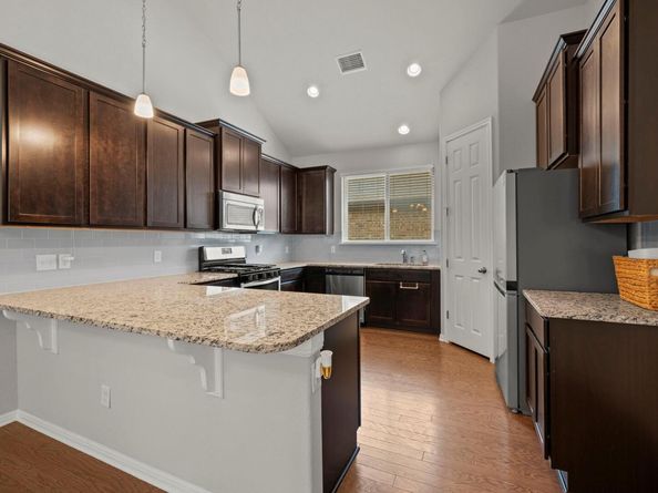 1217 Clearwing CIR, Georgetown TX 78626