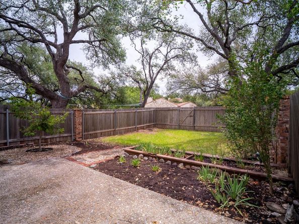 8403 Ardash LN, Austin TX 78759