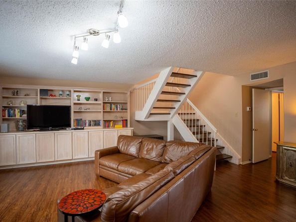8403 Ardash LN, Austin TX 78759
