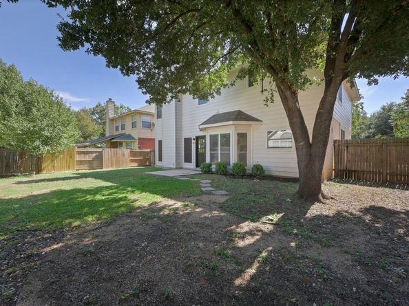 8104 Longdraw Dr, Round Rock TX 78681