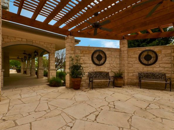 8104 Longdraw Dr, Round Rock TX 78681