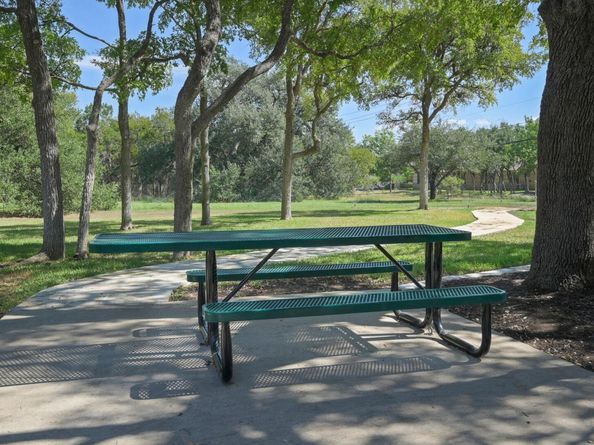 8104 Longdraw Dr, Round Rock TX 78681