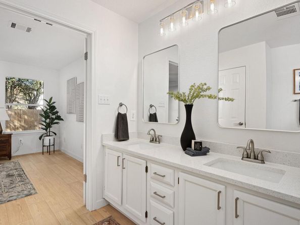 1004 Double File TRL, Round Rock TX 78665