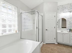 10733 Quarry Oaks TRL, Austin TX 78717