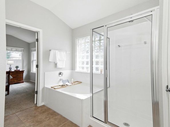 10733 Quarry Oaks TRL, Austin TX 78717