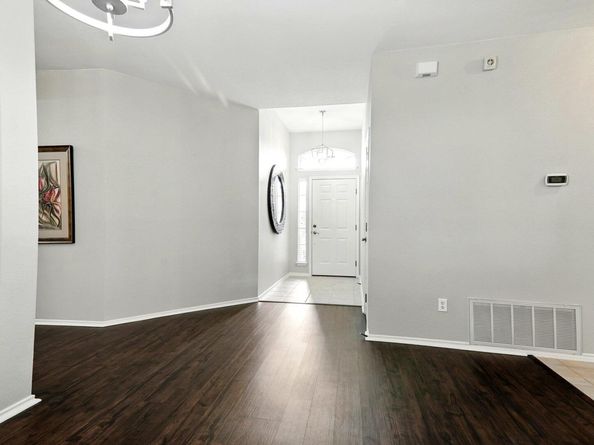 10733 Quarry Oaks TRL, Austin TX 78717