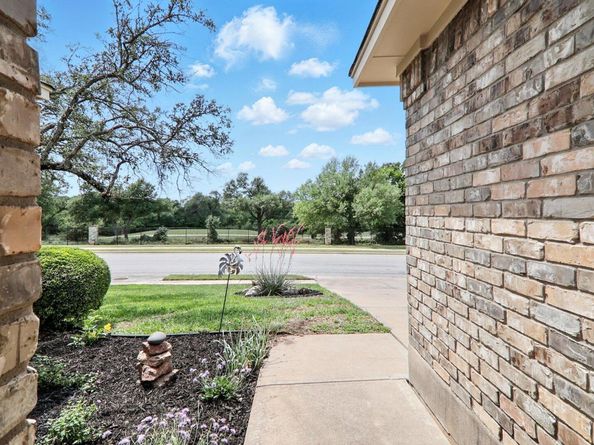 10733 Quarry Oaks TRL, Austin TX 78717