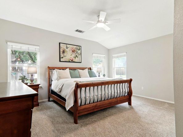 10733 Quarry Oaks TRL, Austin TX 78717