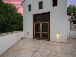 3007 Windsor RD B, Austin TX 78703