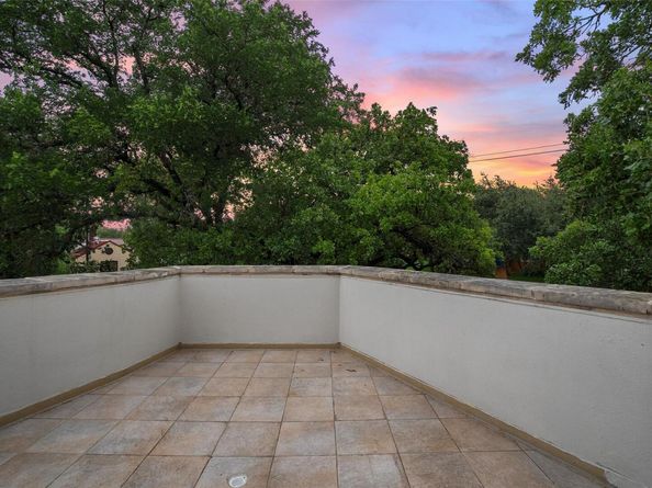 3007 Windsor RD B, Austin TX 78703