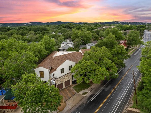 3007 Windsor RD B, Austin TX 78703